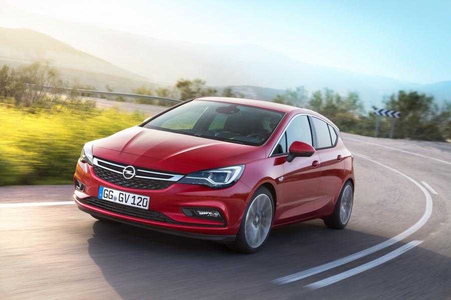  Opel Astra 2015 года  (фото 12 из 35)